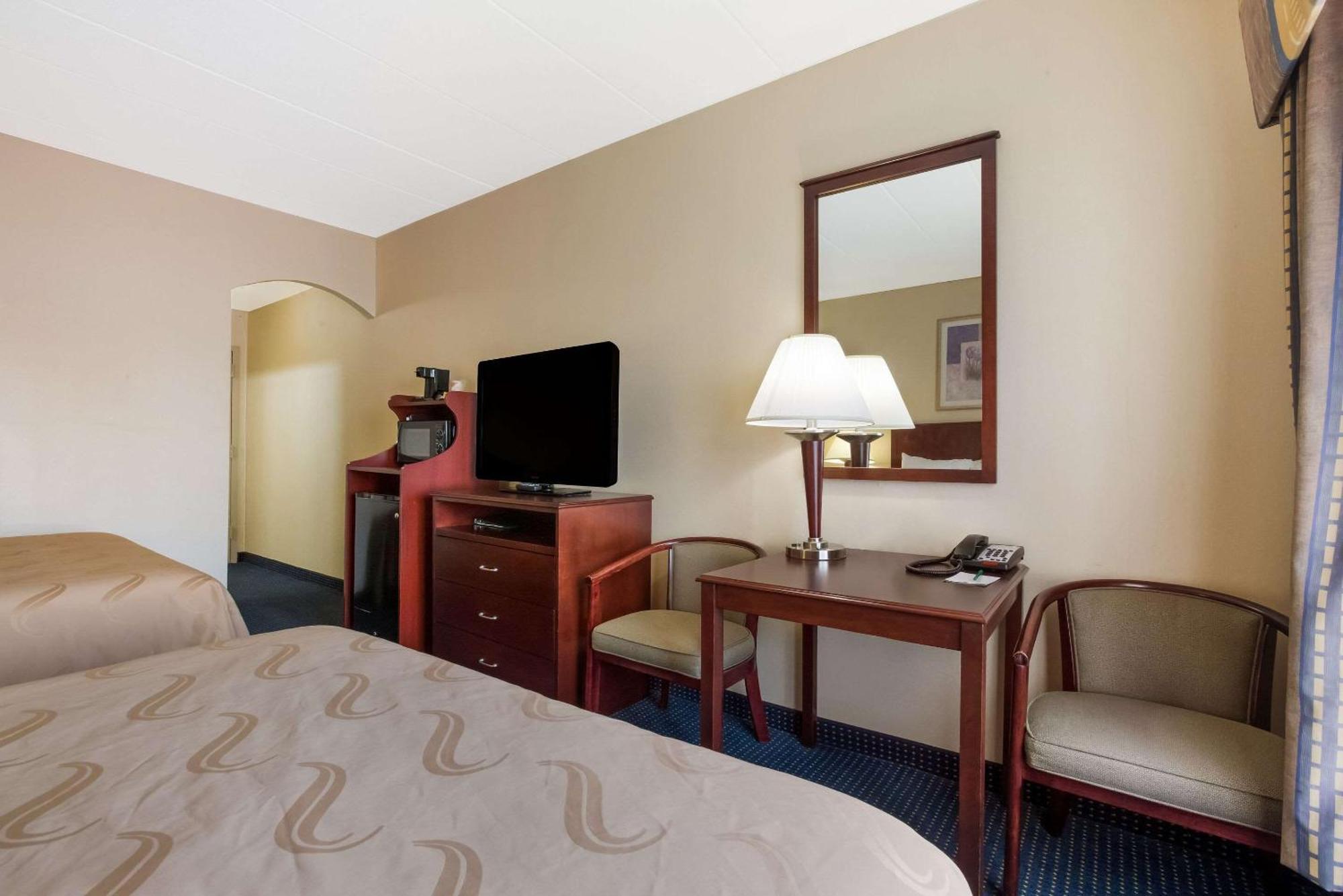 Quality Inn Near Princeton Lawrence Zewnętrze zdjęcie