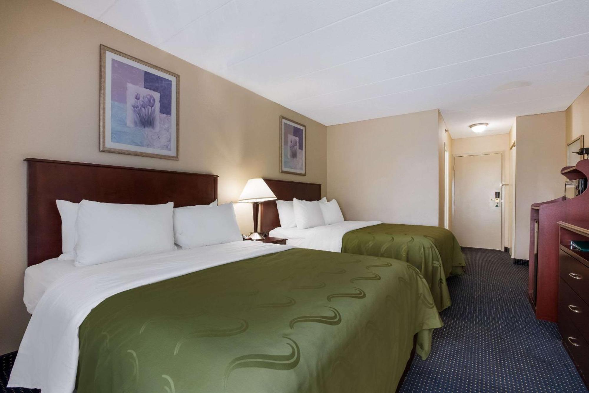 Quality Inn Near Princeton Lawrence Zewnętrze zdjęcie