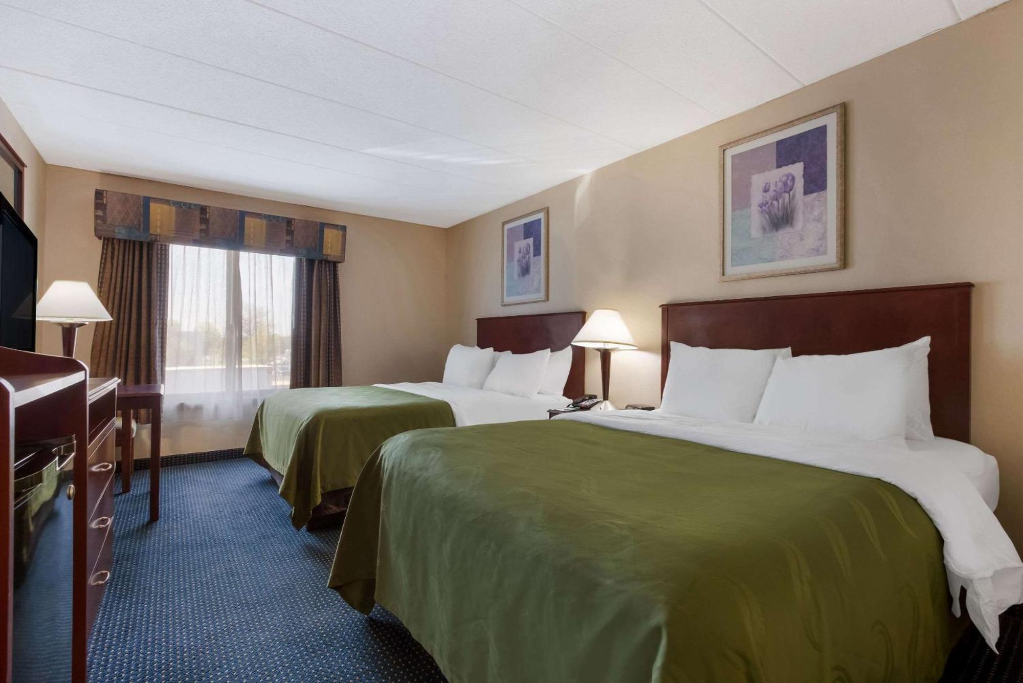 Quality Inn Near Princeton Lawrence Zewnętrze zdjęcie