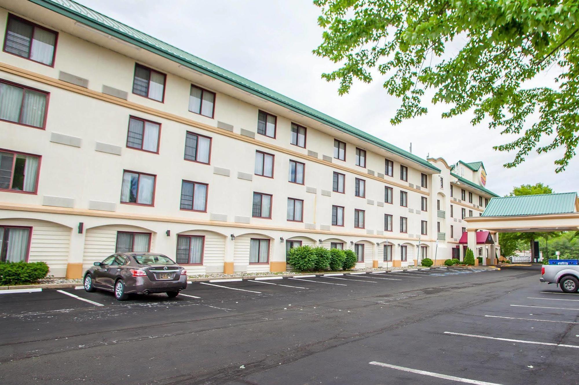 Quality Inn Near Princeton Lawrence Zewnętrze zdjęcie
